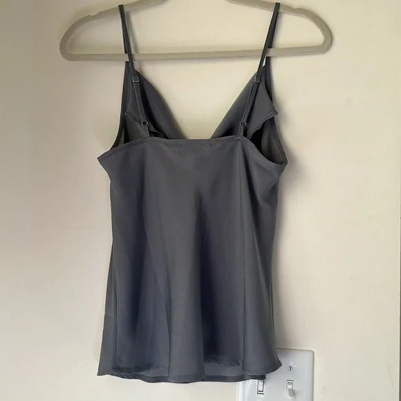SUPESU Cowl Neck Tank Size M - Picture 4 of 4